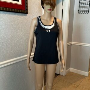 New under armor women’s tank top with a built-in sports bra